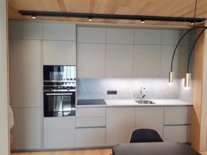 Reformes integrals: L'assessorem i ens preocupem d'instal·lar li qualsevol treball que compongui la reforma a realitzar. Feines de paleta Mobiliari Metal·listeria Cristalleria Informàtica Seguretat Accessos Portes automàtiques Qualsevol altre complement necessari per a l'execució de l'obra... Fins i tot la neteja final. Tràmits: Procedim al tràmit de qualsevol document, o bé, legalització necessària per a dur a terme l'obra. Legalitzacions d'instal·lacions Assessorament tècnic d'arquitectura Legalitzacions Supervisió i assessorament tècnic Control i seguiment de l'obra Disseny botigues Disseny: Li dissenyem el seu projecte en el local, adaptant en ell les seves necessitats amb el nostre assessorament i, posteriorment, es valoren en un pressupost tots els treballs a realitzar. Distribució d'espais: La distribució del local s'efectua utilitzant cotes reals i elaborem planells en planta, alçats i amb vistes en 3D del seu negoci. La nostra empresa aporta totes les idees possibles d'idoneïtat, però sempre té en compte les del client, així com els seus criteris i opinions al respecte. Instal·lacions: Elaborem planells d'instal·lacions i de distribució de la il·luminació, per a un millor sincronisme entre el disseny i la funcionalitat, que és primordial en qualsevol local comercial. Pintura botigues Pintura: Treballs de pintura de tot tipus a locals particulars i comercials: Bars Botigues Perruqueries Altres serveis Retolació: Tot tipus de retolació en parets i vidres, així com lluminosos, banderoles i lones impreses. COBERTES PISSARRES COL·LOCACIÓ DE CANALS I BAIXANTS COL·LOCACIÓ DE FINESTRES I PORTES COL·LOCACIÓ DE FINESTRES VELUX COL·LOCACIÓ DE PAVIMENTS CERÀMICS, DE FUSTA, SINTÈTICS I CONTINUS. COL·LOCACIÓ DE PEDRA COL·LOCACIÓ D’AÏLLAMENTS CONSTRUCCIÓ D’EDIFICIS ELECTRICITAT I LAMPISTERIA ENDERROCS ECOLÒGICS ENVANS I SOSTRES EN PLACOPLATRE ESPECIALISTES EN ACABATS DE LUXE ESPECIALISTES EN FORMIGO ARMAT ESPECIALISTES EN TREBALLS VERTICALS I PROTECCIÓ DESPRENIMENTS ESTRUCTURA DE FORMIGO ARMAT ESTRUCTURES EN GENERAL FAÇANES PEDRA, VENTILADES, PLUVIALS, TÈRMIQUES I APLACADES GUIX PROJECTAT – PLACOPLATRE I PLADUR INSONORITZACIÓ EN GENERAL MOBLES A MIDA OBRA CIVIL PINTORS REALITZACIÓ DE FAÇANES REFORMES A MIDA REFORMES AMB ESTIL REPARACIÓ DE GOTERES REPARACIÓ DE TEULADES SEGURETAT I LÍNIES DE VIDA TREBALLS GENERALS DE PALETA